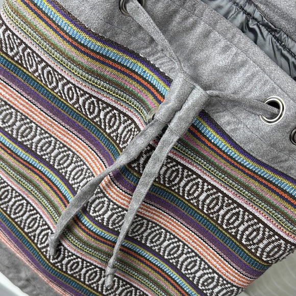 Gray Geometric Pattern Backpack with Drawstring Closure - Picture 5 of 16